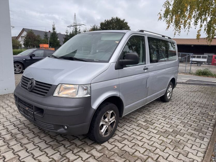 VW T5 Transporter 233.500 km 5.800 € Altdorf 84032