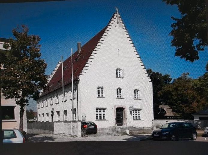 Etagenwohnung Memmingen - 4.5 Zimmer, 122 m&sup2;, 900&euro; | Angebot:26375373