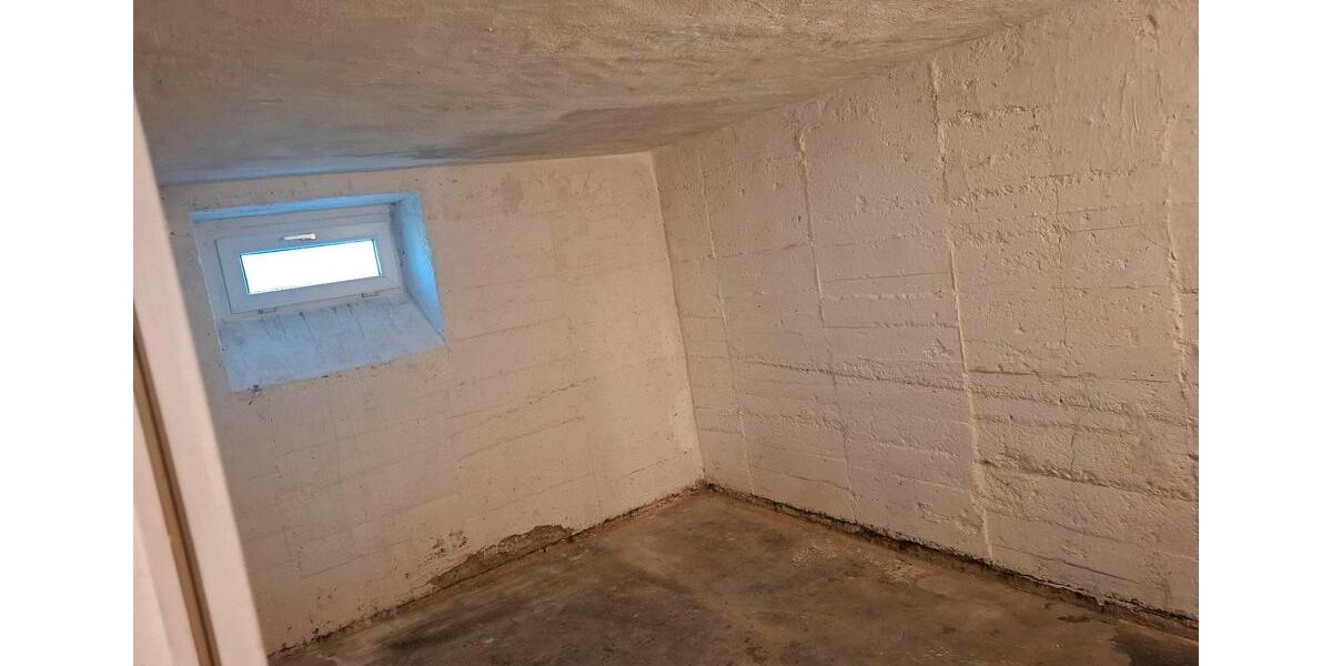 Erdgeschoßwohnung Bitterfeld-Wolfen Wolfen - 2 Zimmer, 69 m&sup2;, 66.000&euro; | Angebot:27642394