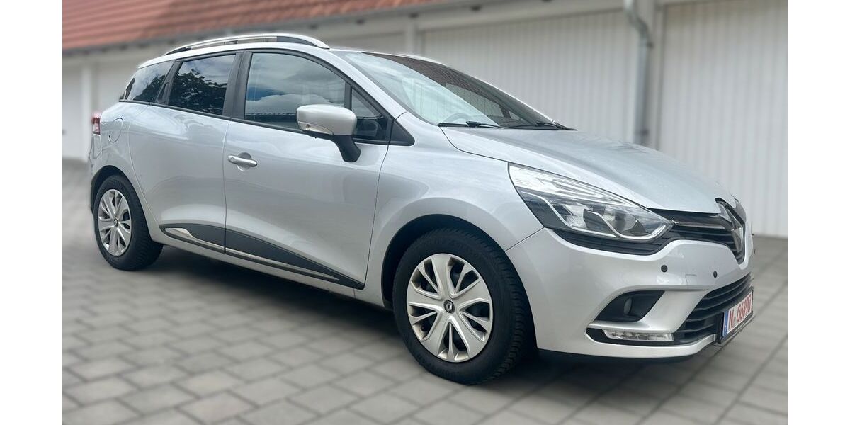 Renault Clio 92.000 km 8.687 &euro; Nürnberg 90431