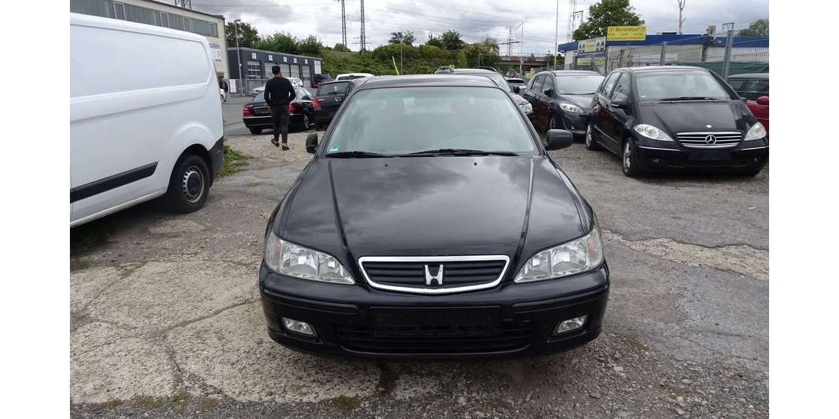 Honda Accord 117.000 km 2.499 &euro; Düsseldorf 40231