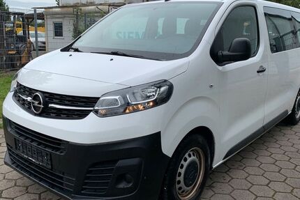 Opel Vivaro 99.850 km 17.990 &euro; Hamburg 20539