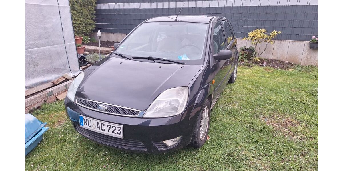 Ford Fiesta 211.000 km 550 &euro; Vöhringen (Iller) 89269