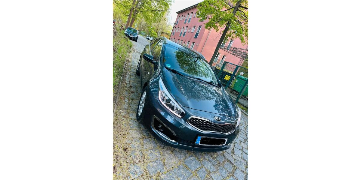 Kia ceed / Ceed 79.500 km 8.399 &euro; Zossen 15806