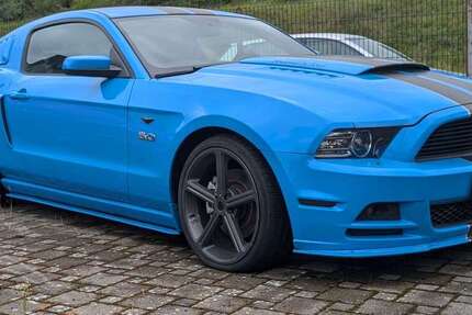 Ford Mustang 62.000 km 27.800 € Tuttlingen 78532