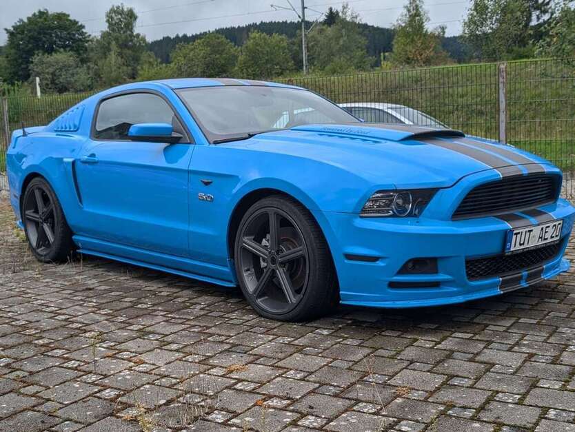 Ford Mustang 62.000 km 27.800 € Tuttlingen 78532