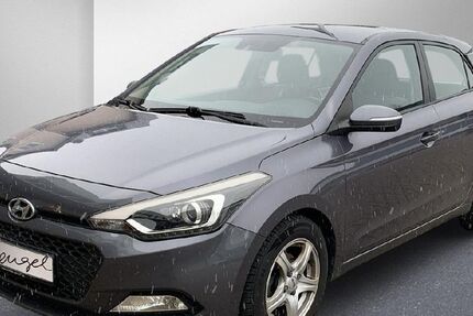 Hyundai i20 47.400 km 12.598 &euro; Wunsiedel 95632