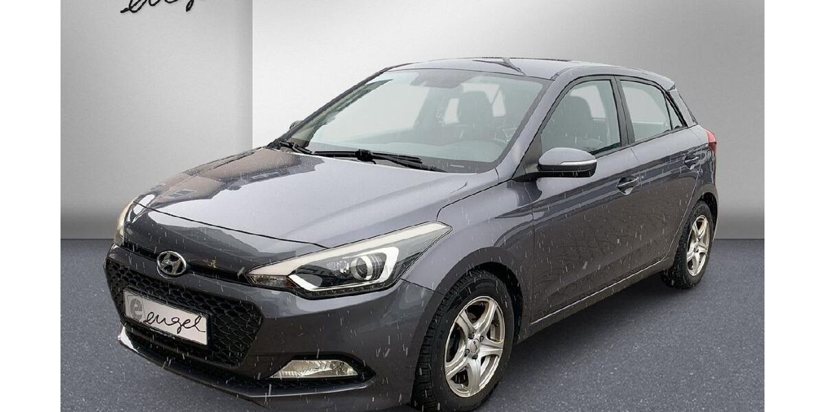 Hyundai i20 47.400 km 12.989 &euro; Wunsiedel 95632