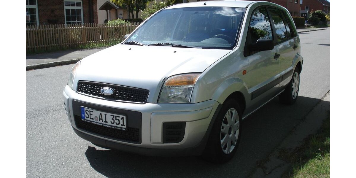 Ford Fusion 290.000 km 890 &euro; Hartenholm 24628