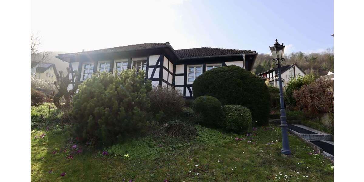 Einfamilienhaus Cochem - 4 Zimmer, 166 m&sup2;, 314.000&euro; | Angebot:26246021