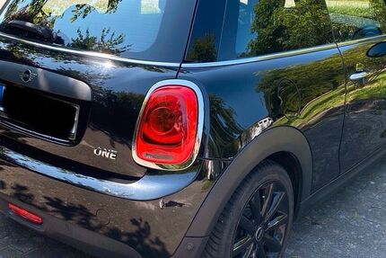 Mini ONE 74.000 km 12.300 &euro; Ammersbek 22949