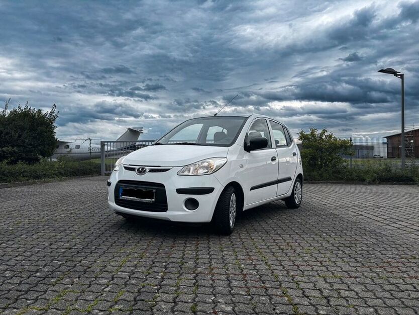 i10