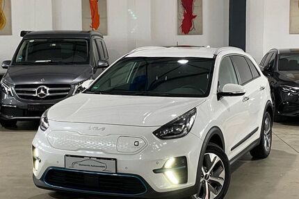 Kia Niro 41.405 km 18.690 € Frankfurt 60386