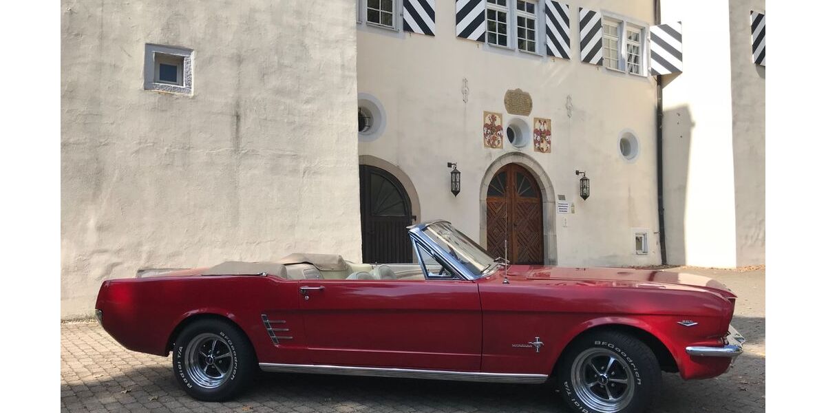 Ford Mustang 120.000 km 39.999 &euro; Nördlingen 86720