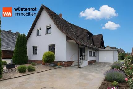 Haus Holdorf - 9 Zimmer, 190 m&sup2;, 1.250&euro; | Angebot:25571598