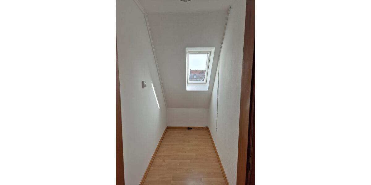 Dachgeschoßwohnung Saterland - 3 Zimmer, 70 m&sup2;, 650&euro; | Angebot:25397271