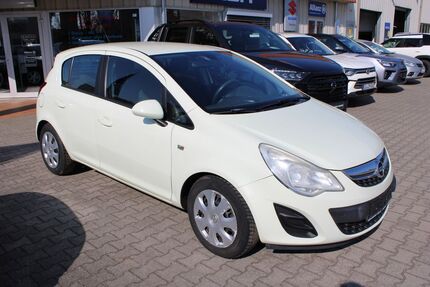 Opel Corsa 178.500 km 2.450 &euro; Elbe-Parey OT Parey 39317