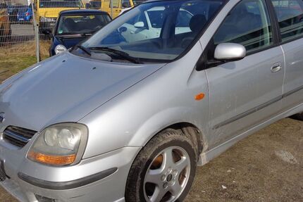 Nissan Almera Tino 162.499 km 1.450 &euro; Hamburg 22399