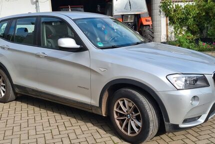 BMW X3 195.000 km 8.500 € Mücheln 06249