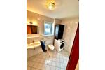 • 65qm mit Balkon in 100qm WG EBK + separater Eingang Top Lage