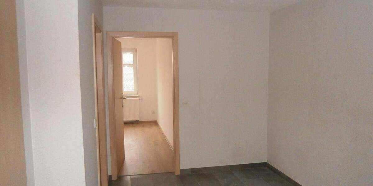 Etagenwohnung Leisnig - 3 Zimmer, 88 m&sup2;, 460&euro; | Angebot:24622220