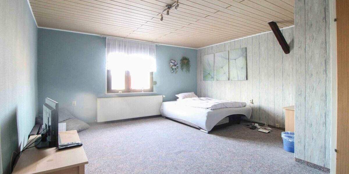 Reihenmittelhaus Calbe - 5 Zimmer, 220 m&sup2;, 113.000&euro; | Angebot:25213018