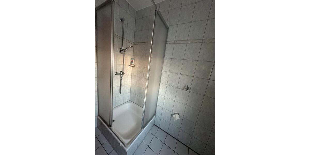 Sehr schöne helle 1 Zimmer Wohnung mit separatem Eingang 1 zimmer