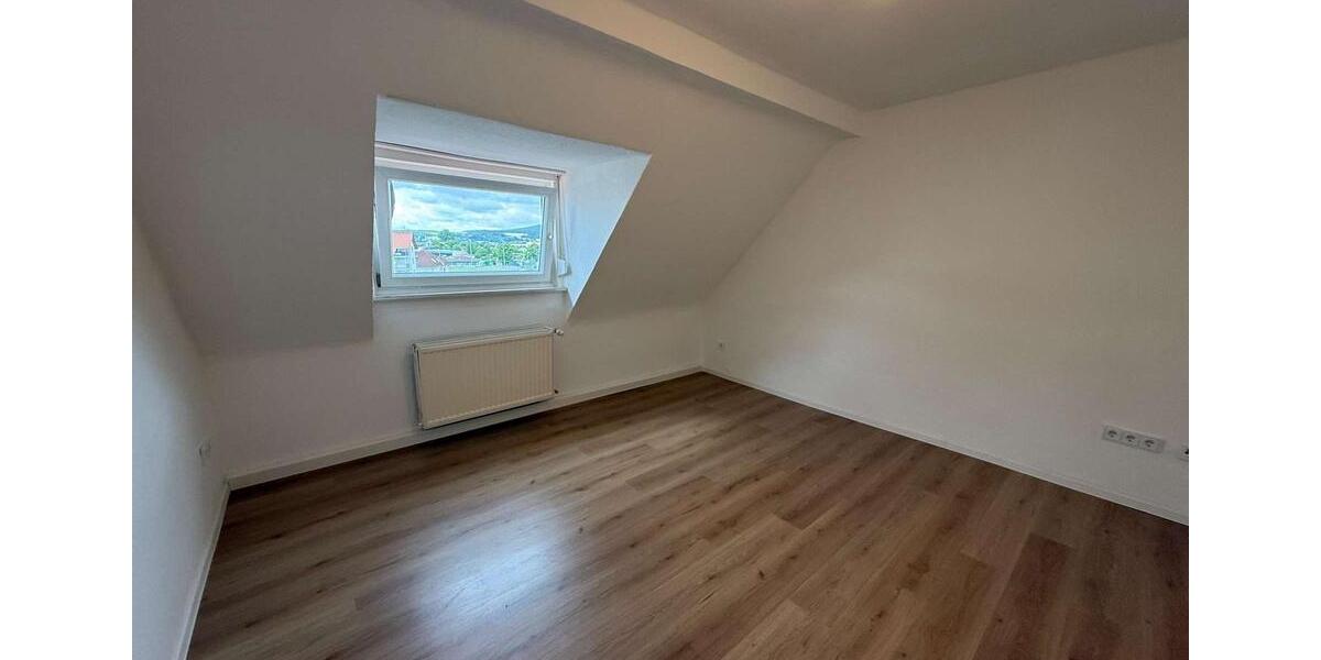 Dachgeschoßwohnung Gelnhausen - 3 Zimmer, 62 m&sup2;, 720&euro; | Angebot:26338112
