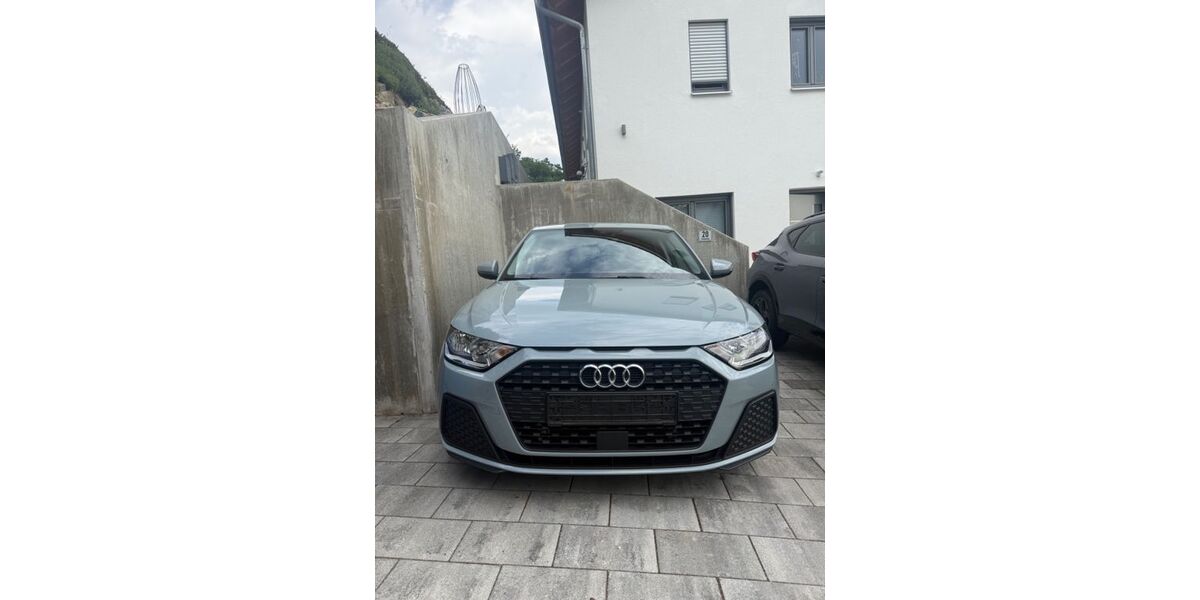 Audi A1 28.100 km 22.899 &euro; Thyrnau 94136
