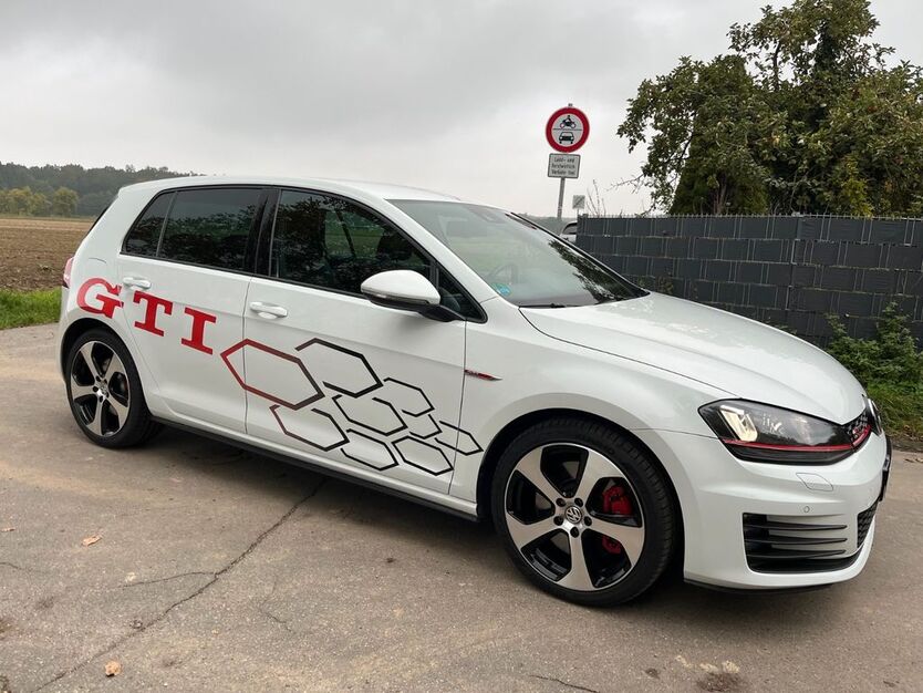 VW Golf 66.200 km 18.300 € Wachtberg 53343
