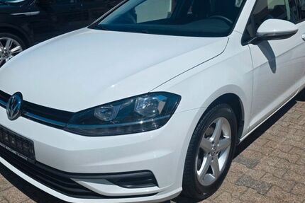 VW Golf 67.980 km 10.999 &euro; Vilshofen an der Donau 94474