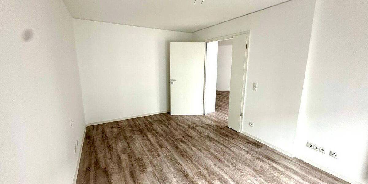 Etagenwohnung Nürnberg Steinbühl - 2 Zimmer, 68 m&sup2;, 1.050&euro; | Angebot:26883468