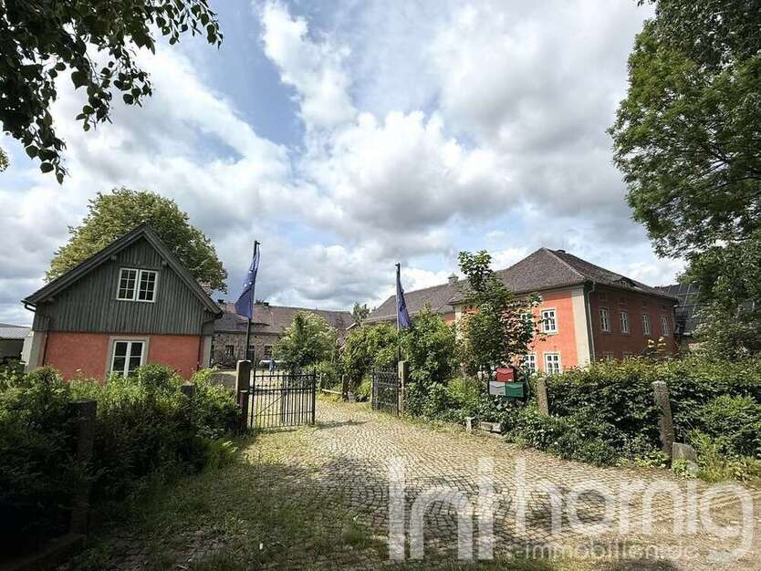 Spezialgewerbe in Hausdorf 1.485.000 € 1500 m²