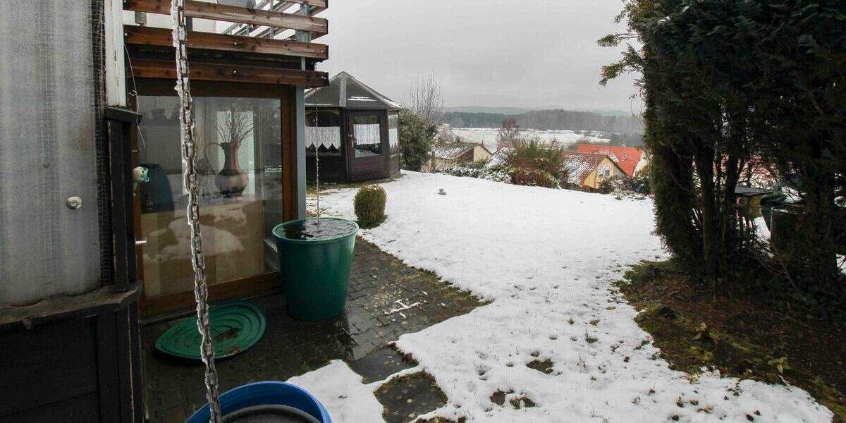Einfamilienhaus Bad Urach Sirchingen - 4 Zimmer, 104 m&sup2;, 295.000&euro; | Angebot:25777234