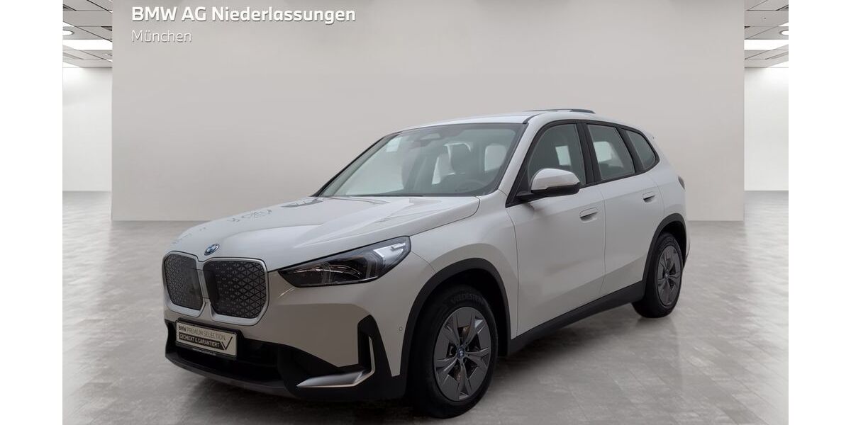 BMW iX1 12.427 km 35.904 &euro; München 80939