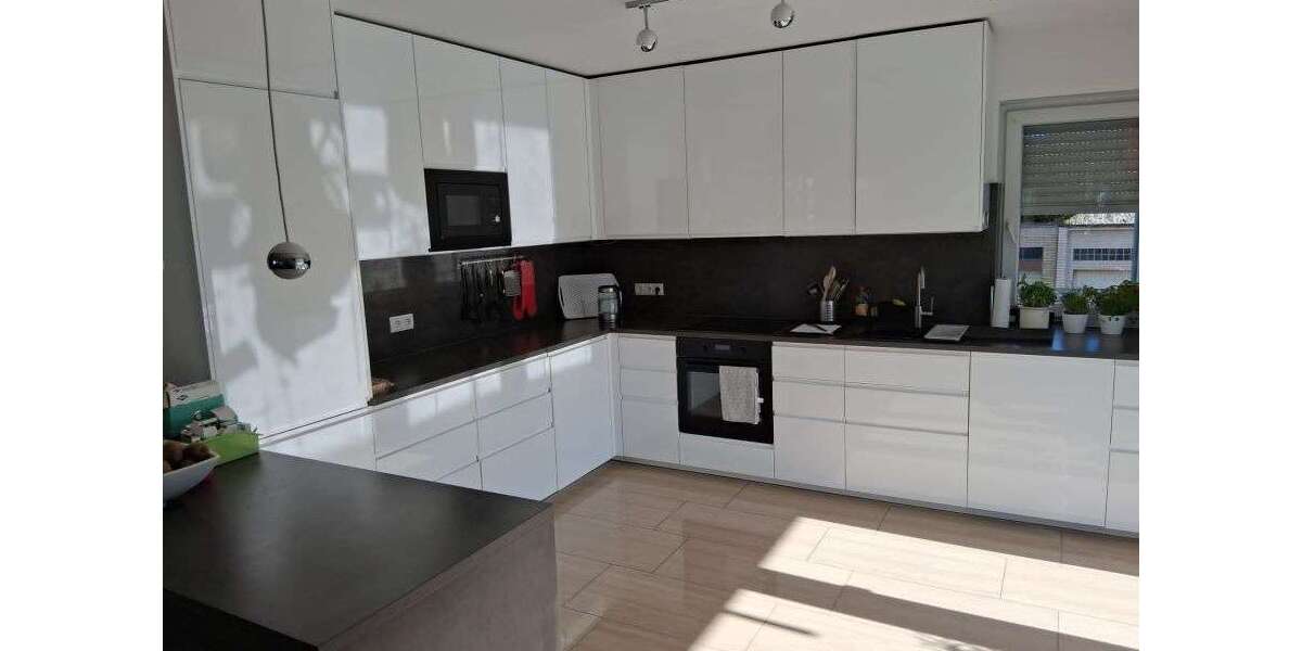 Etagenwohnung Lahnstein - 3 Zimmer, 93 m&sup2;, 305.000&euro; | Angebot:26106420