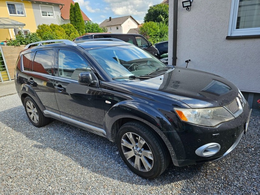 Mitsubishi Outlander 189.000 km 8.999 € Barbing 93092