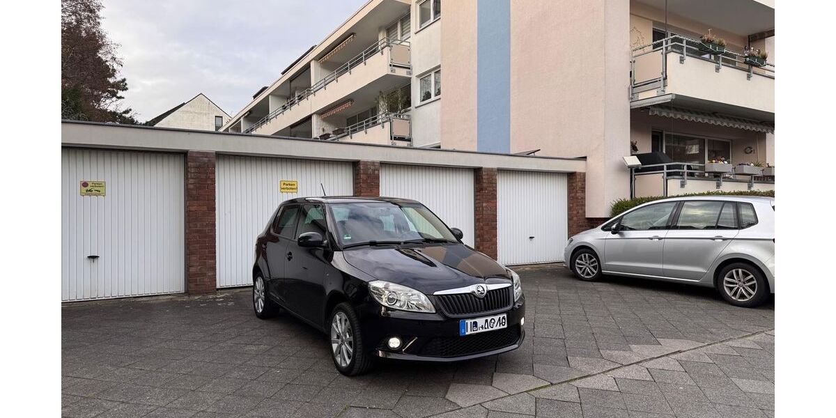 Skoda Fabia 147.425 km 7.949 &euro; Düsseldorf 40231