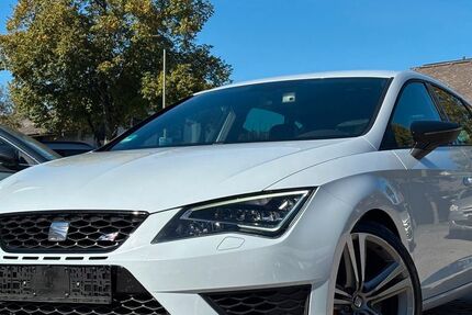 Seat Leon 98.742 km 14.960 &euro; Gießen 35396