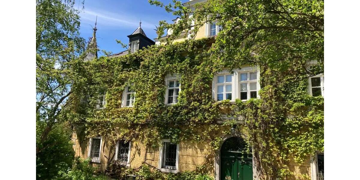 Etagenwohnung Marktredwitz - 7 Zimmer, 230 m&sup2;, 1.200&euro; | Angebot:26469947