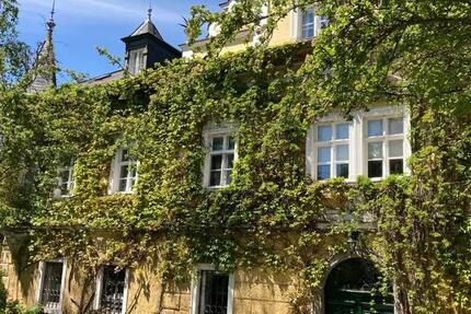 Wohnung Marktredwitz - 7 Zimmer, 230 m&sup2;, 1.200&euro; | Angebot:26469947