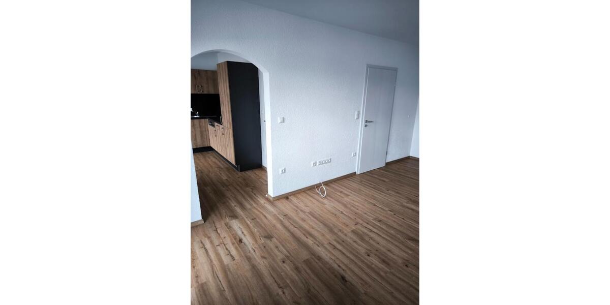 Erdgeschoßwohnung Regen - 4 Zimmer, 80 m&sup2;, 700&euro; | Angebot:25321403