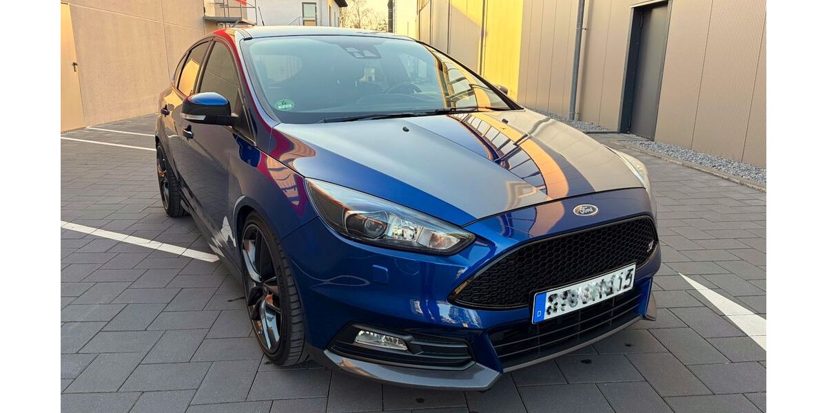 Ford Focus 117.123 km 17.000 &euro; Schloß Holte-Stukenbrock 33758