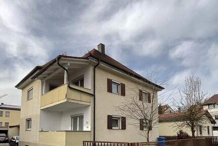 Vermietetes Zweifamilienhaus in Deggendorf mit zusätzlicher Ausbauoption 6 zimmer