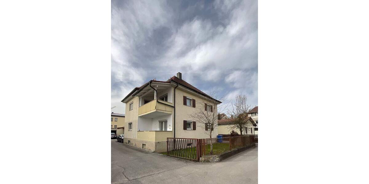 Vermietetes Zweifamilienhaus in Deggendorf mit zusätzlicher Ausbauoption 6 zimmer