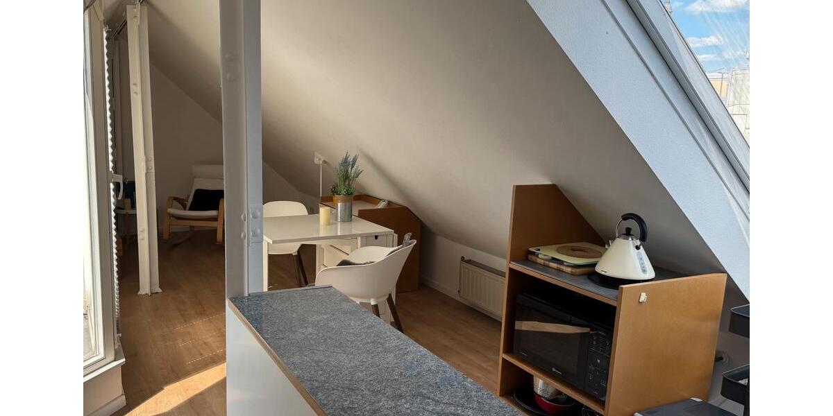 Dachgeschoßwohnung Wuppertal Elberfeld - 1 Zimmer, 39 m&sup2;, 600&euro; | Angebot:25995510