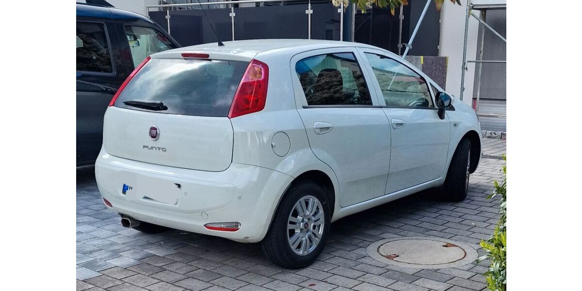 Fiat Punto 26.300 km 6.500 &euro; Murrhardt 71540