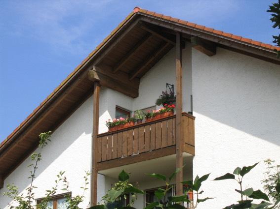 Dachgeschoßwohnung München Nymphenburg - 4 Zimmer, 99 m&sup2;, 349.000&euro; | Angebot:25568958