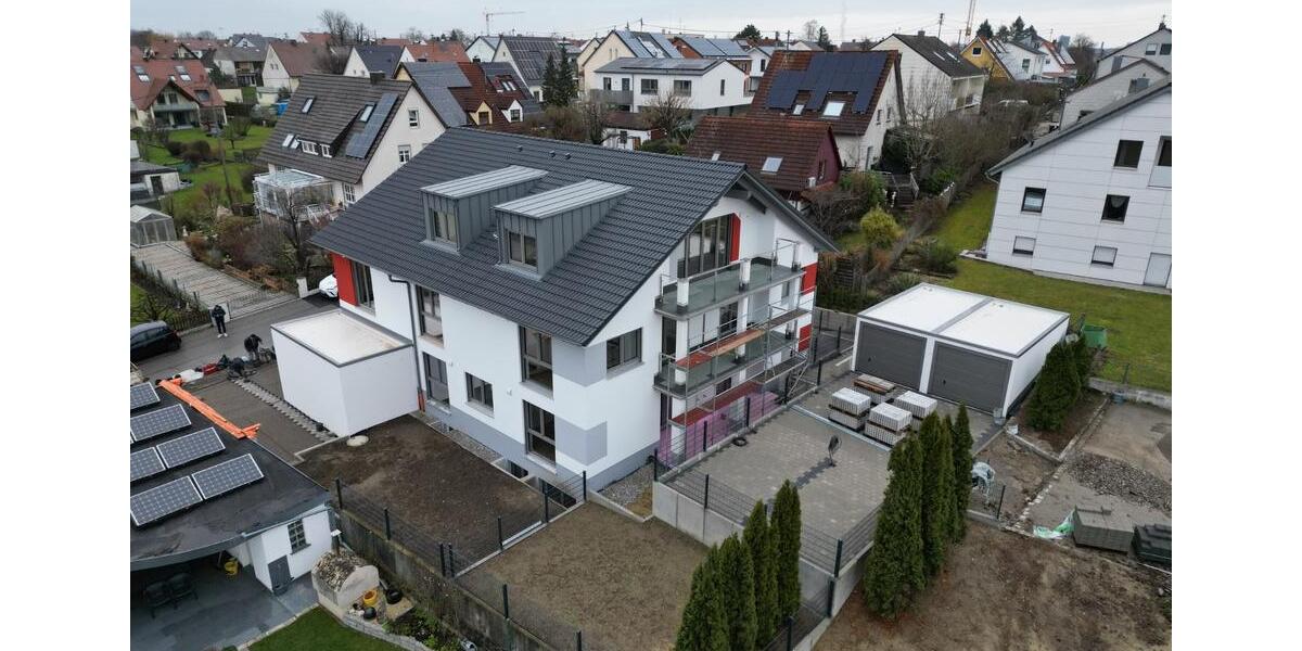 Neubau ! Helle 3,5 - Zimmer Dachgeschoßwohnung, große Terrasse mit Panoramablick, KfW55 3 zimmer