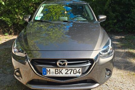 Mazda 2 112.000 km 8.800 &euro; münchen 80469